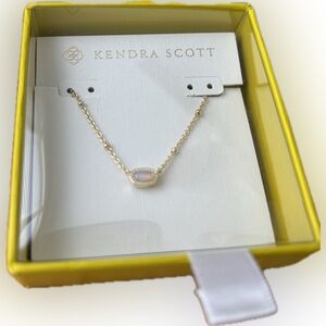 NWT Kendra Scott Dainty Elisa Necklace
